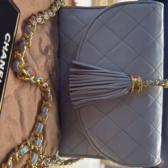 Vintage Chanel Tassel Flap - Picture 2 of 4